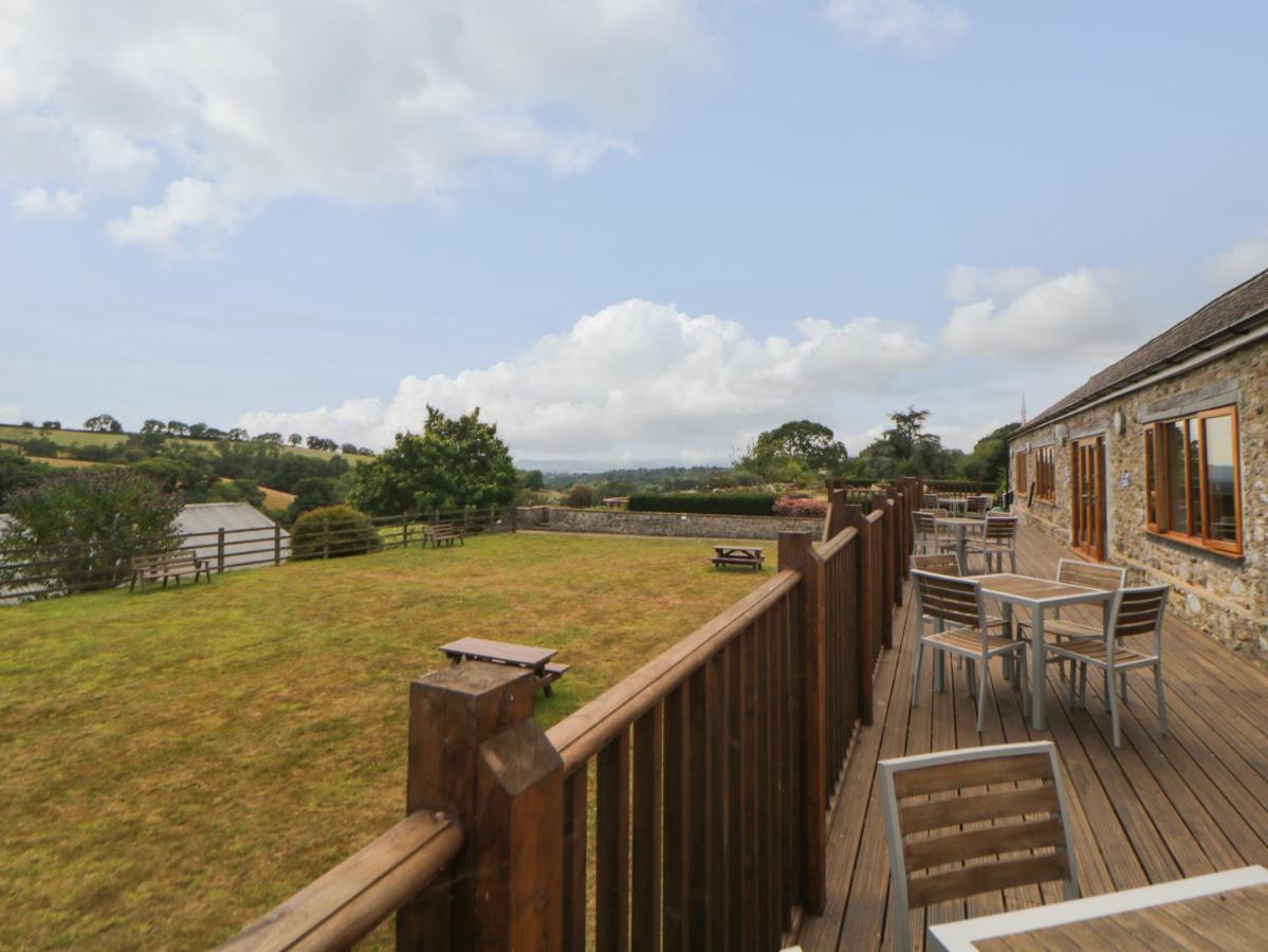 Harcombe House Bungalow 8 Villa Newton Abbot Exterior photo